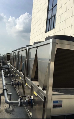 आउटपुट पानी के तापमान पर 30kW CO2 एयर सोर्स हीट पंप लगभग 80 ° C
